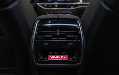 BMW X6 M, 2023 год, 23 490 000 рублей, 26 фотография