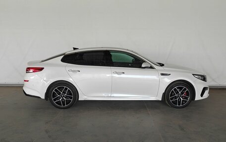 KIA Optima IV, 2018 год, 2 050 000 рублей, 8 фотография