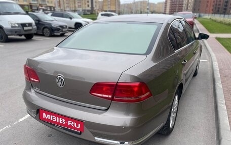 Volkswagen Passat B7, 2011 год, 895 000 рублей, 4 фотография