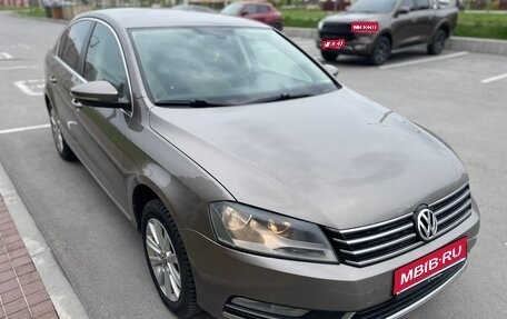 Volkswagen Passat B7, 2011 год, 895 000 рублей, 1 фотография