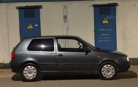 Volkswagen Golf III, 1994 год, 137 000 рублей, 2 фотография