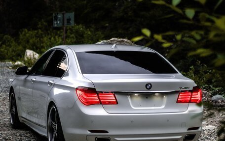 BMW 7 серия, 2009 год, 1 050 000 рублей, 2 фотография