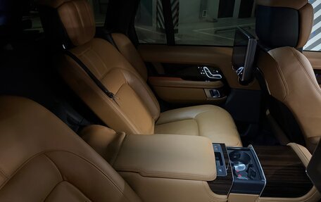 Land Rover Range Rover IV рестайлинг, 2020 год, 12 700 000 рублей, 30 фотография