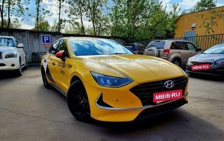 Hyundai Sonata VIII, 2021 год, 1 800 000 рублей, 6 фотография