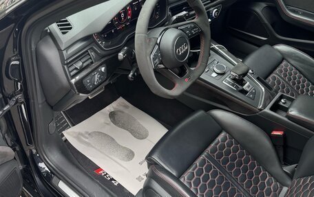 Audi RS 4, 2019 год, 5 500 000 рублей, 8 фотография