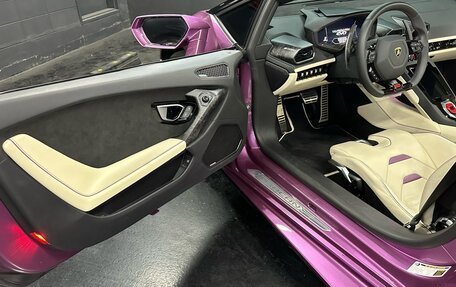 Lamborghini Huracán, 2022 год, 25 962 000 рублей, 8 фотография