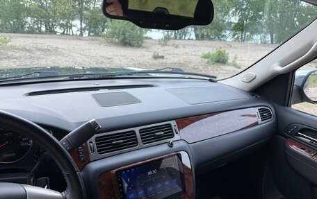 Chevrolet Tahoe III, 2012 год, 2 450 000 рублей, 2 фотография