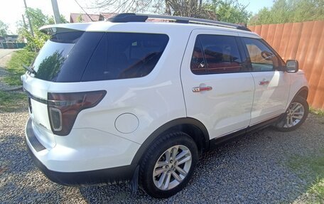 Ford Explorer VI, 2013 год, 1 750 000 рублей, 2 фотография