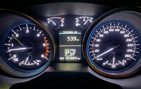 Toyota Land Cruiser 200, 2014 год, 4 350 000 рублей, 7 фотография