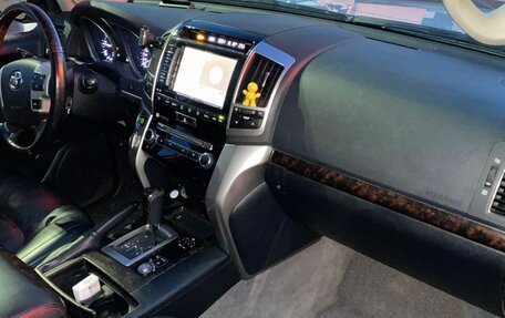 Toyota Land Cruiser 200, 2014 год, 4 350 000 рублей, 6 фотография