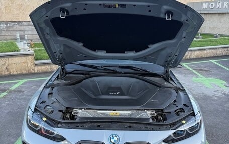 BMW i4, 2022 год, 5 000 000 рублей, 15 фотография