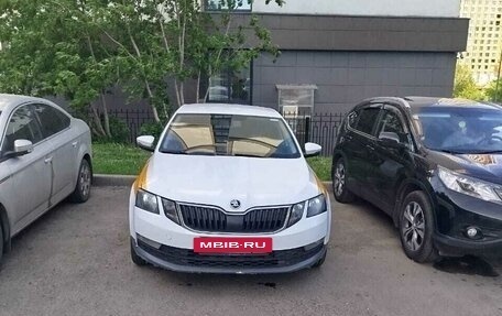 Skoda Octavia, 2019 год, 920 000 рублей, 3 фотография