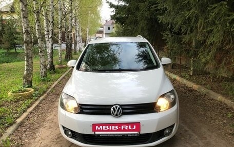 Volkswagen Golf Plus II, 2013 год, 999 000 рублей, 2 фотография