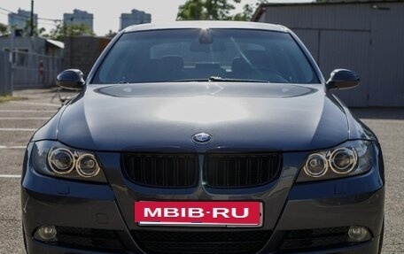 BMW 3 серия, 2006 год, 1 200 000 рублей, 13 фотография