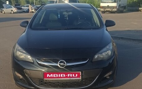 Opel Astra J, 2014 год, 850 000 рублей, 1 фотография