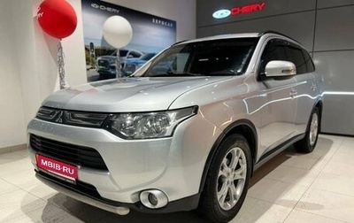 Mitsubishi Outlander III рестайлинг 3, 2013 год, 1 630 000 рублей, 1 фотография