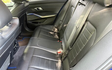 BMW 3 серия, 2019 год, 3 750 000 рублей, 9 фотография
