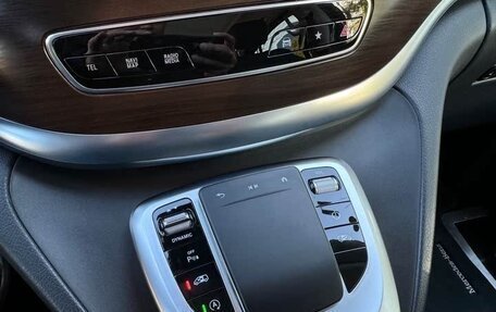 Mercedes-Benz V-Класс, 2022 год, 4 950 000 рублей, 16 фотография