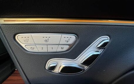 Mercedes-Benz V-Класс, 2022 год, 4 950 000 рублей, 19 фотография