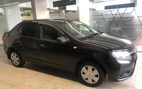 Renault Logan II, 2014 год, 600 000 рублей, 3 фотография