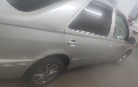 Toyota Vista V30, 1998 год, 410 000 рублей, 4 фотография