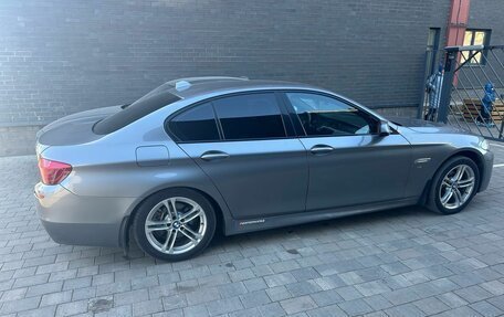 BMW 5 серия, 2014 год, 1 900 000 рублей, 3 фотография