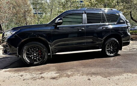 Toyota Land Cruiser Prado 150 рестайлинг 2, 2020 год, 7 499 999 рублей, 5 фотография