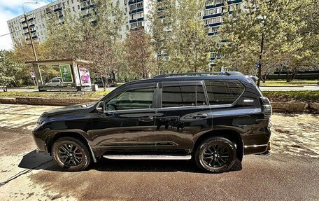 Toyota Land Cruiser Prado 150 рестайлинг 2, 2020 год, 7 499 999 рублей, 10 фотография
