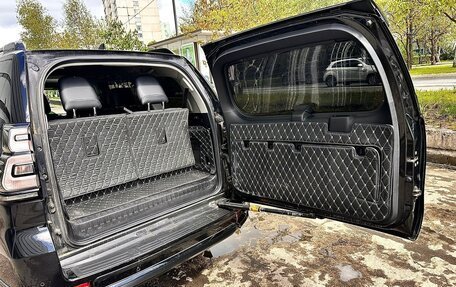 Toyota Land Cruiser Prado 150 рестайлинг 2, 2020 год, 7 499 999 рублей, 21 фотография