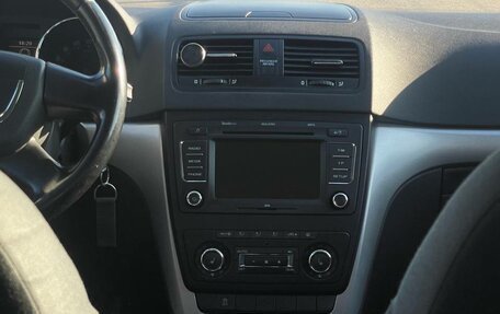 Skoda Yeti I рестайлинг, 2012 год, 1 060 000 рублей, 27 фотография