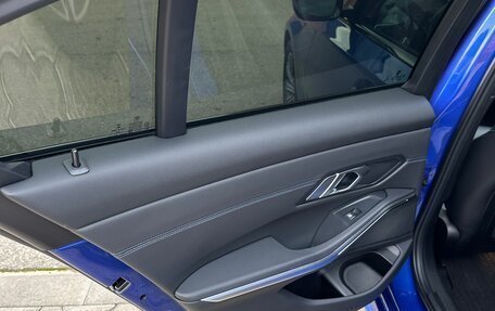 BMW 3 серия, 2020 год, 4 350 000 рублей, 18 фотография