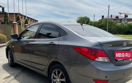 Hyundai Solaris II рестайлинг, 2012 год, 750 000 рублей, 2 фотография