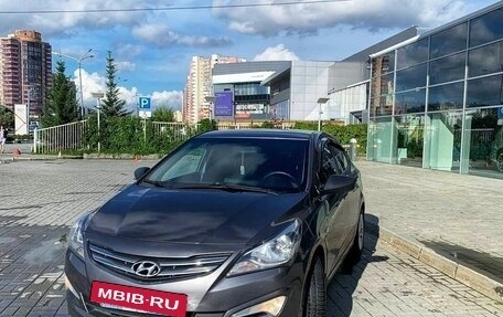Hyundai Solaris II рестайлинг, 2015 год, 950 000 рублей, 9 фотография