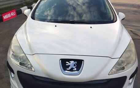 Peugeot 308 II, 2009 год, 524 000 рублей, 2 фотография