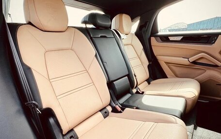Porsche Cayenne III, 2025 год, 18 490 000 рублей, 14 фотография