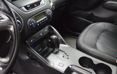 Hyundai ix35 I рестайлинг, 2011 год, 1 050 000 рублей, 14 фотография