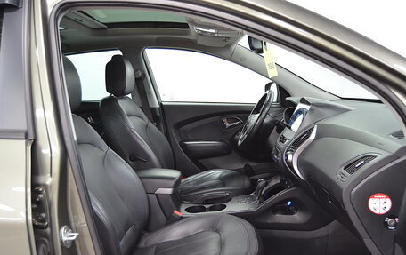 Hyundai ix35 I рестайлинг, 2011 год, 1 050 000 рублей, 24 фотография