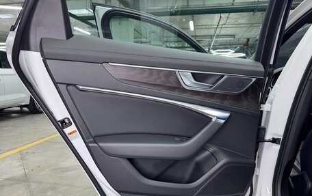 Audi A6, 2022 год, 7 390 000 рублей, 16 фотография