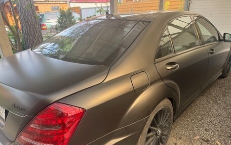 Mercedes-Benz S-Класс, 2012 год, 3 000 000 рублей, 4 фотография