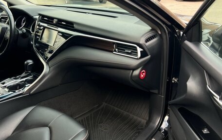 Toyota Camry, 2019 год, 2 840 000 рублей, 18 фотография