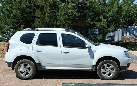Renault Duster I рестайлинг, 2017 год, 900 000 рублей, 3 фотография