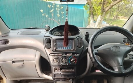 Toyota FunCargo, 2001 год, 420 000 рублей, 16 фотография
