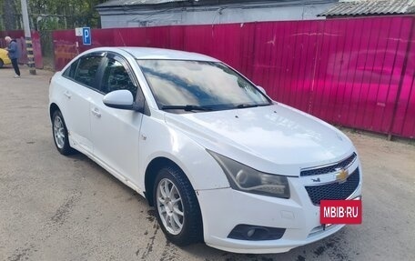 Chevrolet Cruze II, 2012 год, 600 000 рублей, 2 фотография