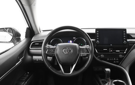 Toyota Camry, 2021 год, 3 690 000 рублей, 6 фотография