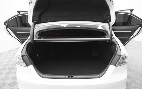 Toyota Camry, 2021 год, 3 690 000 рублей, 22 фотография