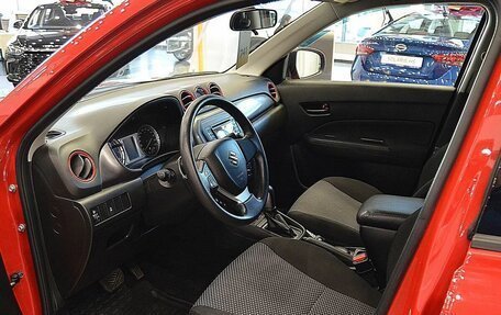 Suzuki Vitara II рестайлинг, 2019 год, 1 990 000 рублей, 7 фотография
