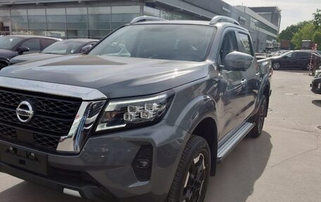 Nissan Navara (Frontier), 2024 год, 4 840 000 рублей, 2 фотография