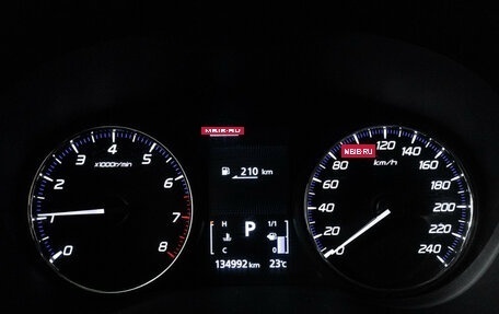 Mitsubishi Outlander III рестайлинг 3, 2017 год, 1 749 700 рублей, 12 фотография