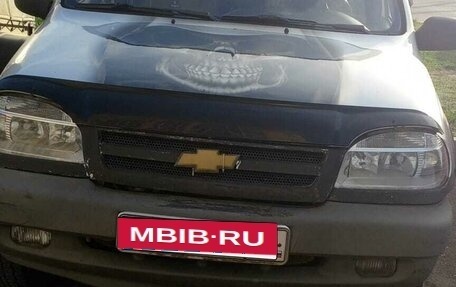 Chevrolet Niva I рестайлинг, 2004 год, 350 000 рублей, 3 фотография