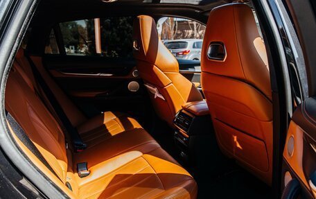 BMW X6 M, 2018 год, 5 950 000 рублей, 17 фотография
